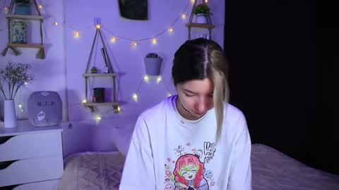 emmie_everly online show from October 11, 2025, 7:12 pm