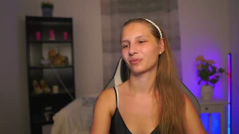 Snapshot of emmie_murray chatting on June 26, 2026, 6:56 pm Emmie online show from June 26, 2026, 6:56 pm