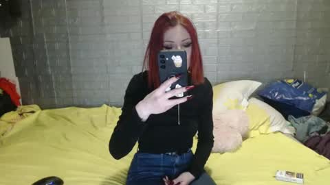 Emmily000 online show from February 16, 2025, 9:38 pm