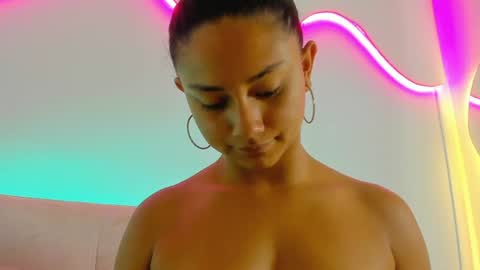 Snapshot of emmilybratz chatting on June 25, 2026, 2:21 pm EMMILY online show from June 25, 2026, 2:21 pm