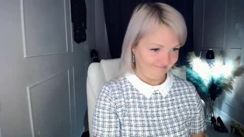 emmmam online show from April 7, 2026, 6:14 am