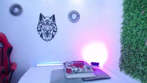 Snapshot of emmo_boy chatting on December 3, 2025, 12:25 pm SERGIO online show from December 3, 2025, 12:25 pm