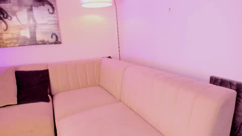 Snapshot of emmy_heart7 chatting on February 3, 2026, 3:37 am Emmy Heart online show from February 3, 2026, 3:37 am