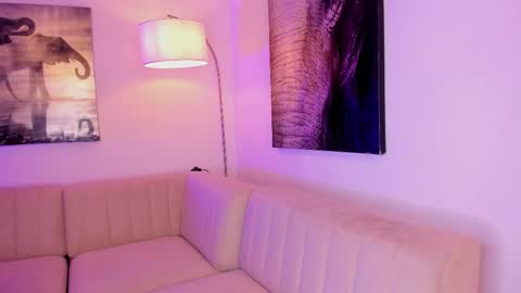 Snapshot of emmy_heart7 chatting on March 5, 2026, 4:08 am Emmy Heart online show from March 5, 2026, 4:08 am