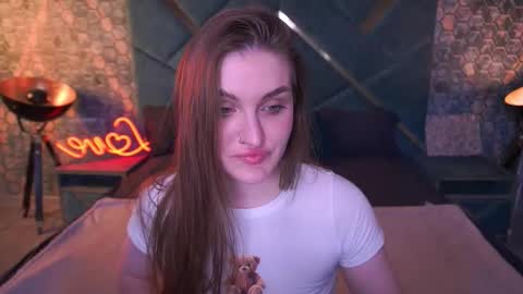 Snapshot of emmycharm chatting on March 29, 2026, 5:51 am E M M Y online show from March 29, 2026, 5:51 am