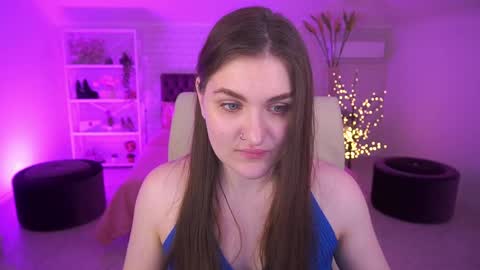 Snapshot of emmycharm chatting on April 13, 2026, 6:08 am E M M Y online show from April 13, 2026, 6:08 am