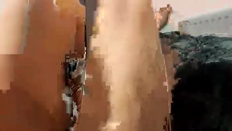 Snapshot of emotion281 chatting on January 18, 2026, 5:17 pm emotion281 online show from January 18, 2026, 5:17 pm