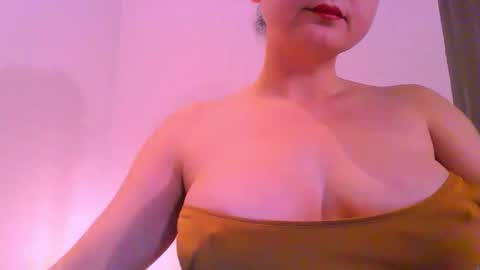 M online show from April 10, 2026, 5:50 pm