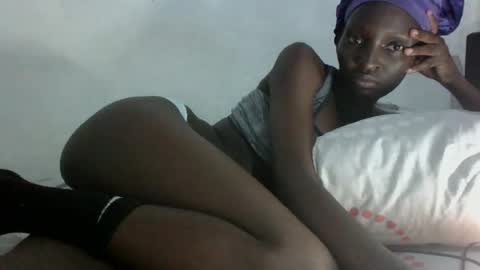 Snapshot of empress_ivy1 chatting on July 13, 2026, 5:38 pm empress_ivy1 online show from July 13, 2026, 5:38 pm