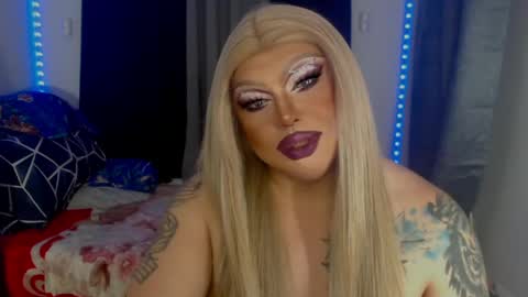 Snapshot of empressmichellexx chatting on April 26, 2026, 2:37 pm Mistress Michelle online show from April 26, 2026, 2:37 pm