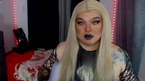 Snapshot of empressmichellexx chatting on May 4, 2026, 3:24 am Mistress Michelle online show from May 4, 2026, 3:24 am