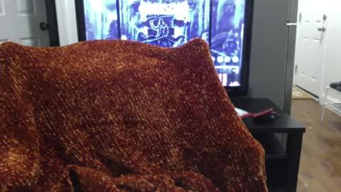 Snapshot of empusalamia chatting on January 16, 2025, 2:41 am empusalamia online show from January 16, 2025, 2:41 am