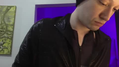 Snapshot of empusalamia chatting on January 16, 2025, 11:06 pm empusalamia online show from January 16, 2025, 11:06 pm