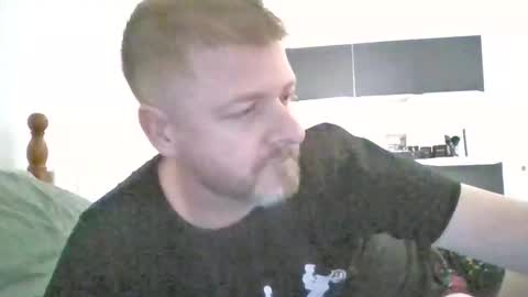 emrys2016833836 online show from February 17, 2026, 6:58 pm