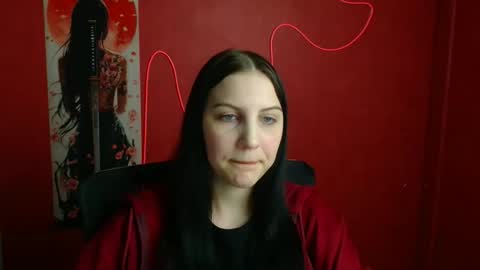 Snapshot of emxma chatting on May 12, 2026, 11:07 am Emma online show from May 12, 2026, 11:07 am