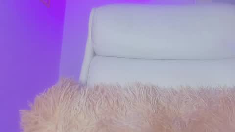 Snapshot of emy_colee chatting on February 6, 2025, 10:04 am Emy online show from February 6, 2025, 10:04 am