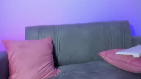 Snapshot of emy_colee chatting on February 8, 2025, 12:39 pm Emy online show from February 8, 2025, 12:39 pm