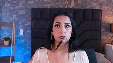 Emy   online show from May 20, 2026, 7:09 pm