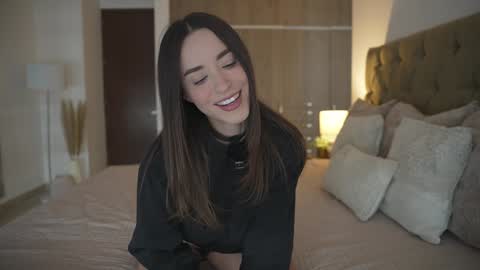 Eimi3 online show from January 13, 2025, 9:09 pm