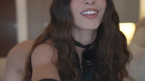 Eimi3 online show from January 17, 2025, 7:27 pm