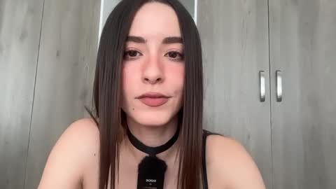 Eimi3 online show from May 21, 2026, 9:44 pm