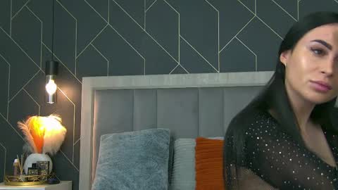  Emy  online show from March 31, 2026, 5:19 am