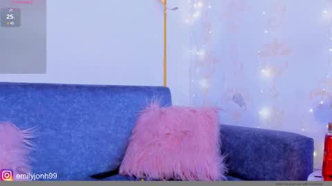 EMYLY  online show from January 24, 2025, 2:18 am