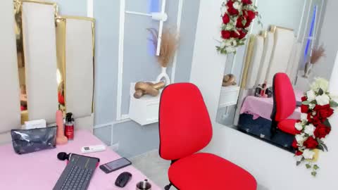 Emy online show from February 26, 2026, 2:16 pm