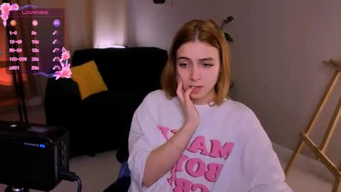 enchanted_bella online show from April 16, 2026, 1:23 pm