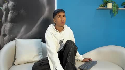 Ender online show from February 2, 2026, 2:05 pm