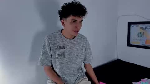 Salo online show from March 20, 2026, 1:43 am