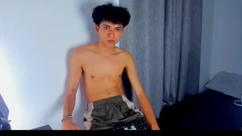 Salo online show from April 12, 2026, 6:57 pm