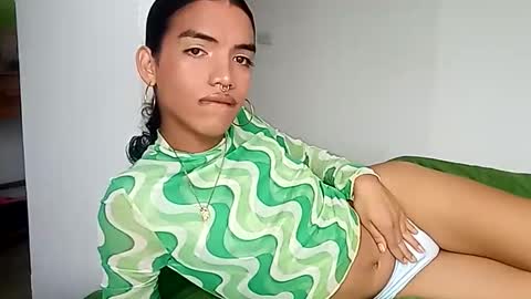 Snapshot of engel20042001 chatting on September 25, 2025, 1:59 pm engel20042001 online show from September 25, 2025, 1:59 pm