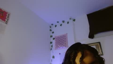 Snapshot of engel20042001 chatting on October 12, 2025, 2:27 pm engel20042001 online show from October 12, 2025, 2:27 pm