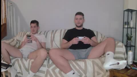 Snapshot of englishladxxx chatting on December 17, 2024, 8:54 pm Englishladxxx online show from December 17, 2024, 8:54 pm