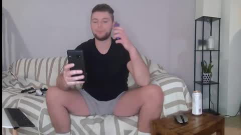 Snapshot of englishladxxx chatting on December 28, 2024, 8:58 pm Englishladxxx online show from December 28, 2024, 8:58 pm