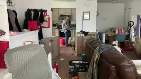 Snapshot of enigma_astute chatting on April 2, 2026, 9:01 pm enigma_astute online show from April 2, 2026, 9:01 pm