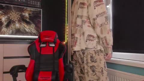 Enker online show from February 4, 2026, 9:15 am