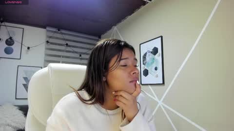 Enma clark online show from March 23, 2026, 4:05 am