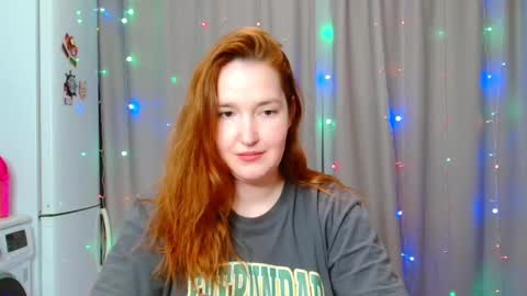 Snapshot of enorolve chatting on December 17, 2024, 3:39 am Horny Mary online show from December 17, 2024, 3:39 am