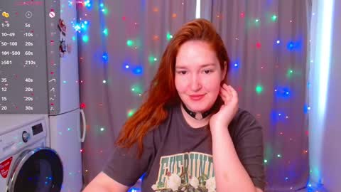 Snapshot of enorolve chatting on December 31, 2024, 10:04 am Horny Mary online show from December 31, 2024, 10:04 am