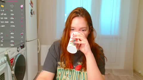 Snapshot of enorolve chatting on January 10, 2025, 1:52 pm Horny Mary online show from January 10, 2025, 1:52 pm