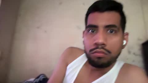 Enriquegc197 online show from January 28, 2025, 3:14 pm