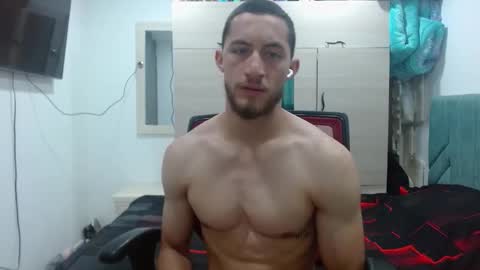 Snapshot of enzo_savage chatting on September 27, 2025, 6:24 pm enzo_savage online show from September 27, 2025, 6:24 pm
