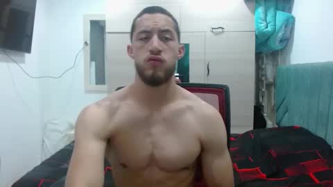 Snapshot of enzo_savage chatting on September 28, 2025, 6:02 pm enzo_savage online show from September 28, 2025, 6:02 pm