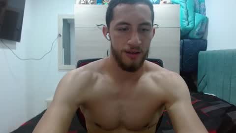 Snapshot of enzo_savage chatting on October 8, 2025, 6:16 pm enzo_savage online show from October 8, 2025, 6:16 pm