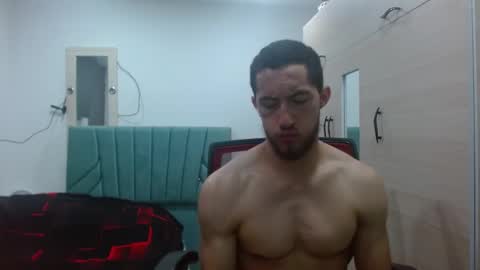 Snapshot of enzo_savage chatting on October 14, 2025, 6:42 pm enzo_savage online show from October 14, 2025, 6:42 pm