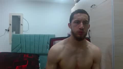 Snapshot of enzo_savage chatting on October 16, 2025, 6:31 pm enzo_savage online show from October 16, 2025, 6:31 pm