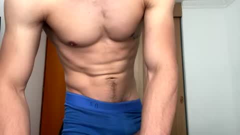 Snapshot of enzo_savage chatting on July 16, 2026, 7:42 pm enzo_savage online show from July 16, 2026, 7:42 pm