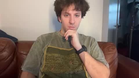 Snapshot of enzyme_ chatting on February 20, 2026, 7:14 pm enzyme_ online show from February 20, 2026, 7:14 pm